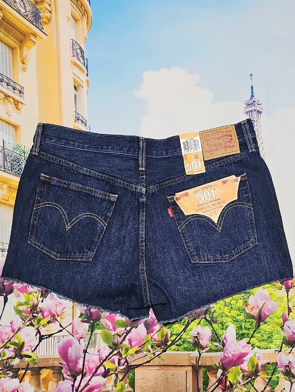 Levi's 501 Denim Button Fly Raw Hem Denim Jean Shorts‎ 32 New
